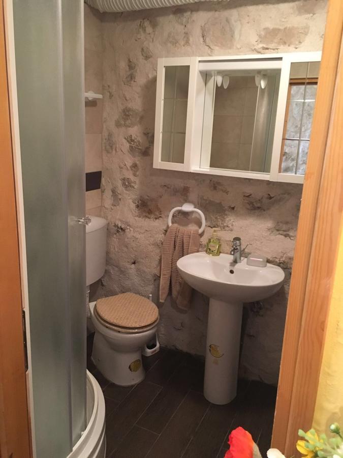 Apartman Toni Tribalj Eksteriør bilde